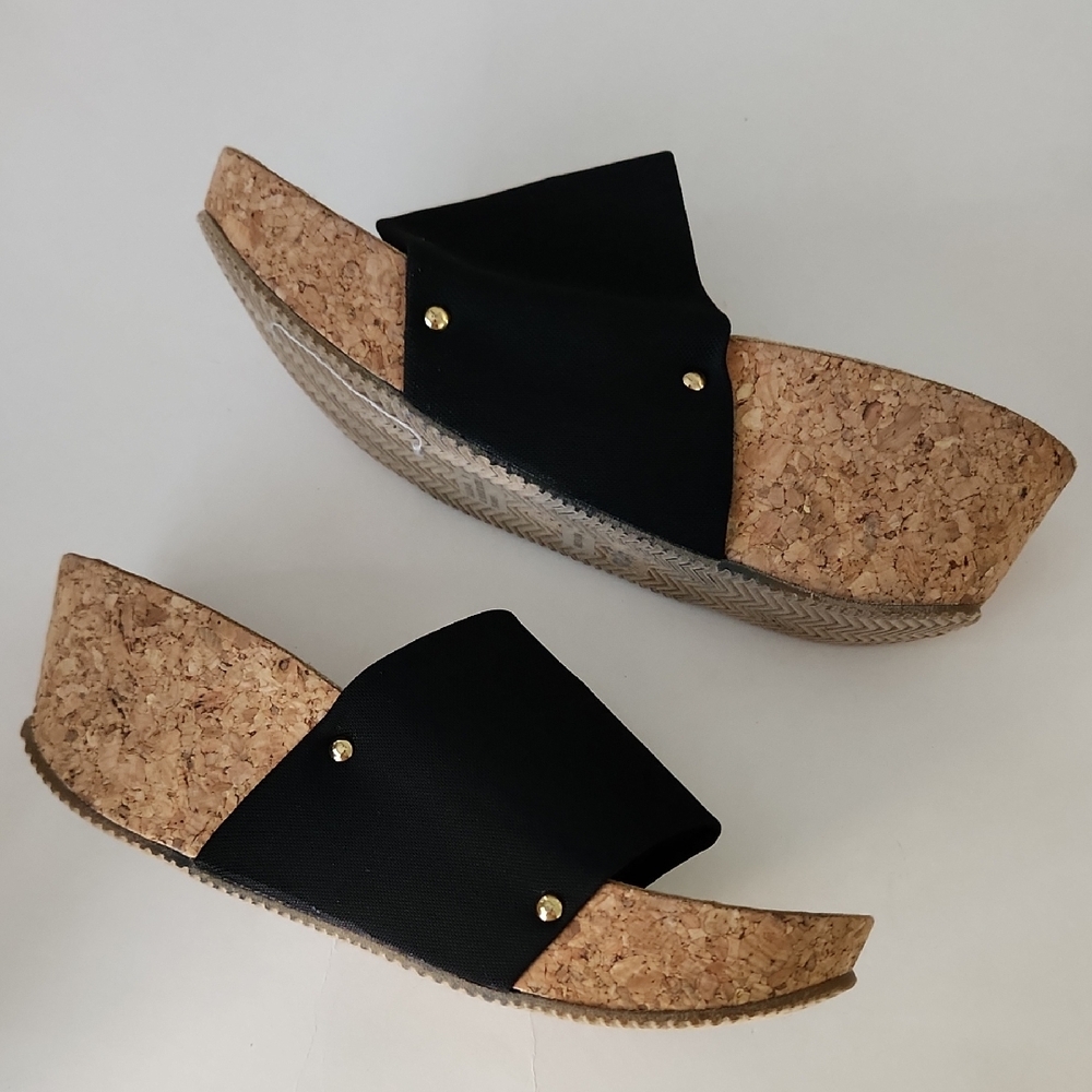 BAMBOO / Black Cork Wedge Sandals / New Without Tag
